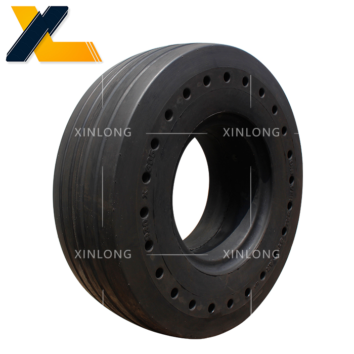 軍用特殊車輛實(shí)心輪胎